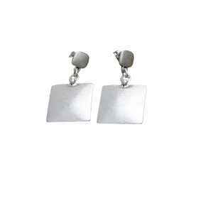 Spring 2025 <b>China</b> Wholesale jewelry C Shaped Resin Pink Rose Flower Earrings Maxi <b>Dress</b> Jewelry Korean Matte Texture - Product Image 2