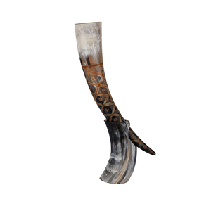Corne à boire viking de haute qualité avec support, sculptée à la main, style animal, artisanat naturel pour mariage ou décoration intérieure - Product Image 4