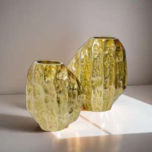 Vase à fleurs en métal en aluminium minimaliste moderne le plus vendu - Product Image 2