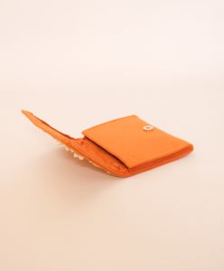 กระเป๋าคลัทช์ปักลายสำหรับงานตอนเย็นของผู้หญิงทำมือหรูหรากระเป๋าคลัทช์กำมะหยี่ประดับด้วยไข่มุกสำหรับงานปาร์ตี้และงานแต่งงาน - Product Image 4