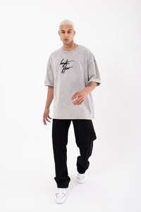 Camiseta bordada de gran tamaño con hombro caído para hombre, ropa de calle urbana informal con estampado personalizado de 2023 algodón, artículo OEM de alta calidad, 100% - Product Image 5