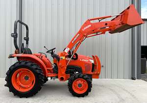 รถแทรกเตอร์ขนาดเล็ก L2501 รุ่นใหม่พร้อมเครื่องตัดหญ้าแบบโรตารี่ Land Pride 5 ฟุต 25 แรงม้า สำหรับใช้งานในฟาร์ม - Product Image 4