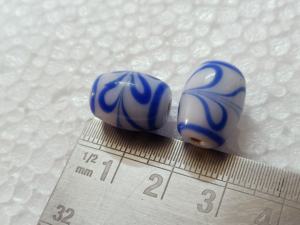 Cuentas de Vidrio de Estilo Veneciano Blancas y Azules en Tamaños Personalizados, Ideales para Tiendas de Cuentas y Diseñadores de Joyería - Product Image 5