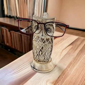 Porte-lunettes en bois fabriqué à la main support de lunettes en forme de visage présentoir de support de lunettes de soleil, spécifications de lunettes - Product Image 2