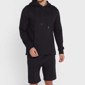 Pull-over à capuche noir pour hommes, survêtements coupe-vent, vêtements de sport respirants, ensembles courts de sweats à capuche légers personnalisés - Product Image 1