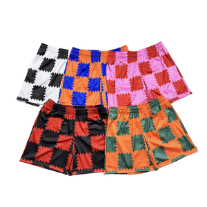 Short de fitness respirant et à séchage rapide pour homme de haute qualité, personnalisé et écologique, en maille 100% coton imprimée par sublimation - Product Image 5