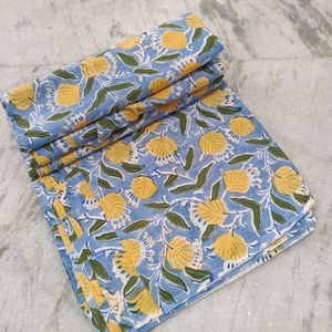 Vêtements indiens faits à la main pour femmes Poids léger Jaune Floral main bloc imprimé coton tissu tricoté Nomex couture à la main - Product Image 2