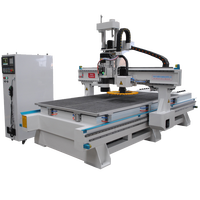 Routeur CNC à commande numérique ATC linéaire de qualité export 1325 pour la fabrication mondiale de meubles et l'équipement de découpe de contreplaqué industriel