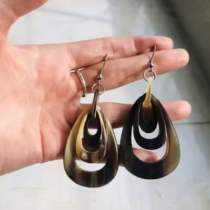 ต่างหูสตั๊ดรูปเขาควายใน100% ต่างหูเขาควายฮอร์นสำหรับปรับแต่งด้วยงานฝีมือรูปพระจันทร์เสี้ยว - Product Image 1