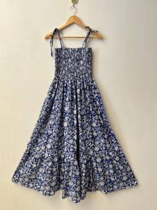 100% coton nouveau artical 2024 femmes robe d'été sans manches robes décontractées robe longue ample avec impression élégante florale - Product Image 5