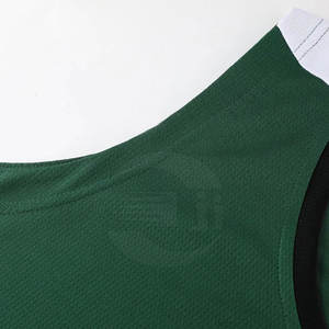 Uniformes durables de polyester de vêtements de basket-ball des hommes professionnels anti-rides respirants et de grande taille - Product Image 3