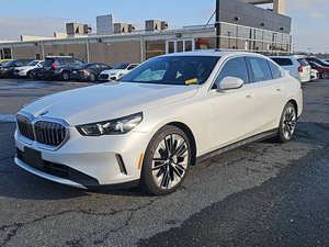 BMW Série 5 d'occasion en excellent état, modèle 2024 - Product Image 3