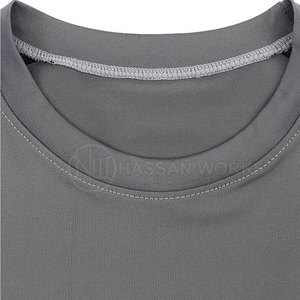 ผู้ผลิตจากปากีสถาน เสื้อคอมเพรสชั่นถักเนื้อผ้าทึบ ระบายอากาศได้ดี ดีไซน์ล่าสุด ผลิตจากสแปนเด็กซ์และโพลีเอสเตอร์ คุณภาพสูงสำหรับผู้ชาย - Product Image 3