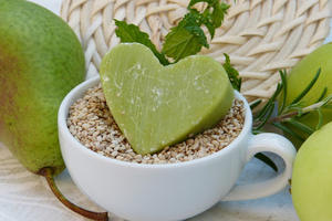 Savon au neem antibactérien biologique de qualité supérieure qui nettoie la peau Fournisseurs et exportateurs de vente entière d'Inde - Product Image 2