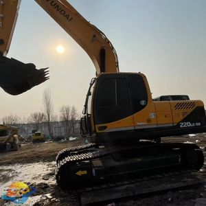 รถขุดมือสองฮุนได 220LC-9s ของแท้จากเกาหลี น้ำหนักใช้งาน 20 ตัน มอเตอร์สภาพดี ชั่วโมงการทำงานต่ำ ราคาถูก ขาย - Product Image 5