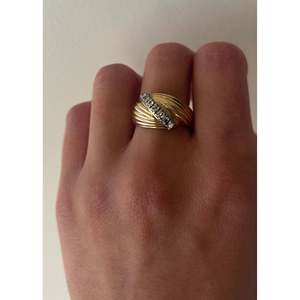 Vintage Seven Diamond Dome Ring Fashionable Rose Gold & Rhodium Plated Casual Inlay Style Trendy Engagement Signet Fashion Rings - Product Image 3