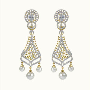 ต่างหูระย้าประดับมุกเทียมสองสีสำหรับผู้หญิงเครื่องประดับแฟชั่น - Product Image 4