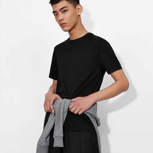 Hombres cuello en V estilo hecho a medida manga corta Regular Fit al aire libre moda camiseta Unisex hombres Casual camiseta para hombres - Product Image 4