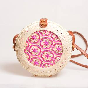 Nouvelle arrivée sacs latéraux en bambou sac à poignée croisée de style vacances avec logo personnalisé meilleur fournisseur au Vietnam - Product Image 1