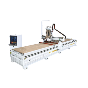 Machine de gravure CNC ATC pour la fabrication de portes d'armoires, composants de moteur de routeur à bois légers, alimentation électrique/CA - Product Image 3