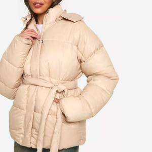 Nuevas chaquetas acolchadas de primera calidad para mujer, abrigo de invierno acolchado con cuello alto para brindar calidez y comodidad durante el clima frío - Product Image 2