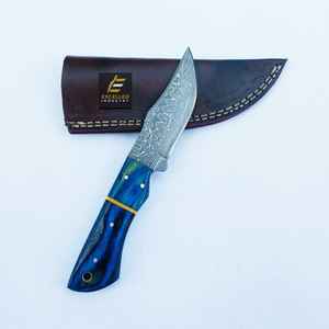 Damascus Hunting Skinning Knife Damascus Steel Knife with Wood Handle Handmade Skinner Camping Knife With <b>Leather</b> Sheath - Product Image 1