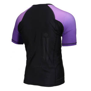 Venta directa de fábrica Hombres Rash Guard Mejor precio Bajo Moq Mangas cortas Hombres Rash Guard - Product Image 3