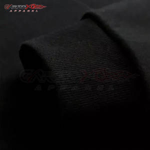 Sweat à manches longues pour hommes avec strass avec imprimés audacieux et finition brillante Sweat-shirt urbain pour hommes avec graphique en strass - Product Image 3