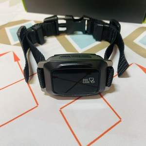 Collare di cane ricaricabile Anti corteccia con controllo intelligente vibrazione colori personalizzati collare di allenamento in plastica - Product Image 1