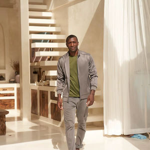 Chaqueta Casual de Lana Negra 100% Impermeable, Autónoma, con Cierre Lateral y Bolsillos, Acabado Ecológico para Exteriores - Product Image 4