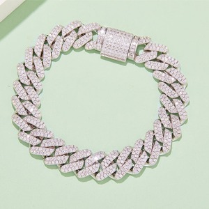 Bracelet chaîne cubaine en diamant d'excellente qualité pour un maximum de brillance et de confort disponible au meilleur prix depuis l'Inde - Product Image 2