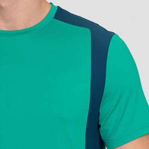 Combinaison de sport à manches courtes personnalisée pour hommes respirante en polyester, spandex, poche zippée, ensemble de 2 pièces de bas actifs - Product Image 2