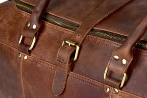 Bolsa de viaje de cuero genuino de grano completo para hombre y mujer, bolso de lona personalizado con monograma, gancho de viaje de caramelo a la moda - Product Image 4