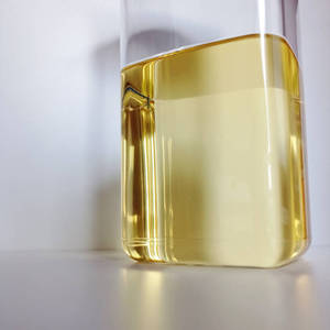 Huile de base SN 350 raffinée de haute qualité pour lubrifiants d'engrenages et de glissières – Produit d'exportation compétitif - Product Image 2