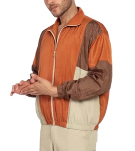 Chaqueta Impermeable con Logotipo Personalizado, Chaqueta Cortavientos de Nailon Transpirable, Ligera y de Secado Rápido para Deportes al Aire Libre y Running para Hombre - Product Image 4