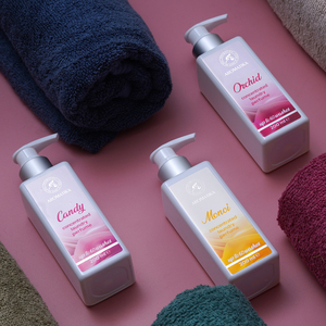 Adoucissant textile <span class=keywords><strong>parfum</strong></span>é Aromatika Sweet Candy, <span class=keywords><strong>parfum</strong></span> concentré, 200 ml, jusqu'à 60 lavages, pour l'entretien de la <span class=keywords><strong>maison</strong></span> - Product Image 6