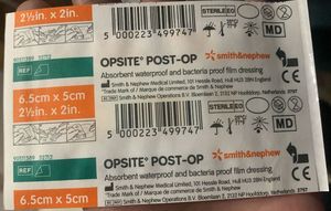 ฟิล์มปิดผ่าหลังการผ่าตัดทางการแพทย์ Smith & Nephew Opsite Post-Op ใสกันน้ําสบายผ้าพันคอติดผูกต่ํา - Product Image 5