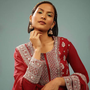 Nouveau designer entièrement brodé robe Anarkali tenue georgette brodée de bonne qualité tenue traditionnelle - Product Image 1