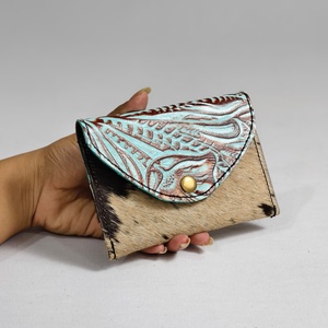 Porta Pasaportes de Cuero Genuino para Mujer, Nuevo, Multifuncional, Anti-Robo, con Grabado, Elegante, Estilo Étnico Vintage, de Lujo - Product Image 3
