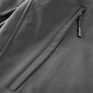 Servicio OEM, Chaqueta de Forro Polar Micro Polar de Manga Larga con Etiquetas, Servicios Profesionales de OEM al por Mayor, Chaqueta Softshell Hecha en Pakistán - Product Image 3