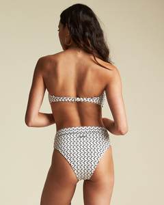 Femme Bandage Maillot De Bain Ensemble Halter Top Bikini Brésilien avec Strass Et Gland Décorations 2 Pièces Maillot De Bain - Product Image 1