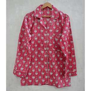 Conjunto de Pijama de Verano de Algodón Estampado a Mano en India |   Pijama con Estampado Floral para Mujer de Secado Rápido y Transpirable - Product Image 6