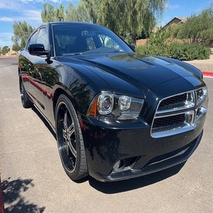 รถดอดจ์ ชาร์เจอร์ ปี 2012 มือสอง คุณภาพดีที่สุด รับประกันแท้จากโรงงาน 1 ปี  นำเข้าจากเกาหลี  พวงมาลัยซ้าย/ขวา  มีจำหน่ายแล้ว - Product Image 1