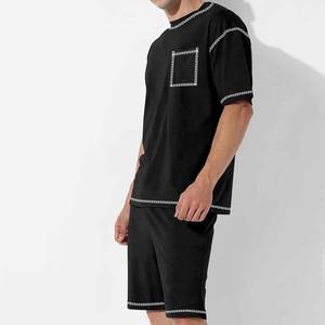 Nouveauté T-shirt en mélange pour hommes et short à imprimé réfléchissant Ensemble 2 pièces été demi-manche personnalisé OEM - Product Image 2