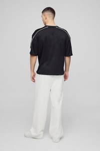 2025 T-shirts universitaires surdimensionnés à manches courtes pour hommes de nouvelle conception fabriqués au Pakistan - Product Image 2