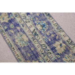 Alfombra Vintage, Alfombra Turca Pequeña de 1.5x3.1 pies, Alfombra Floral Azul y Blanca - Product Image 2