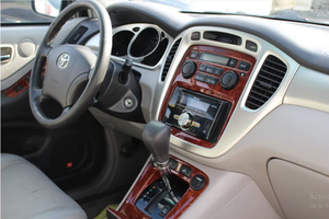 Toyota Highlander Limited 2004 USADO con 3ra Fila, V6, Tracción Delantera - Product Image 3