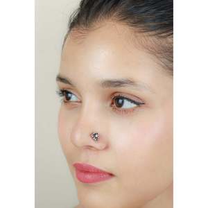 Piercing Nasal de Plata 925 para Niños, Diseño Tribal Trikone, Joyería Corporal con Diamante y Perla, Material 14K, Joyería Nazakat - Product Image 2