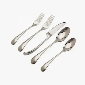 Ensemble de couverts élégant avec poignées en marbre blanc et têtes de finition argentées, parfait pour les mariages modernes et les paniers cadeaux - Product Image 4