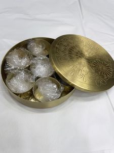 Boîte à épices en laiton artisanale pour accessoires de cuisine faits à la main avec des techniques traditionnelles - Product Image 5